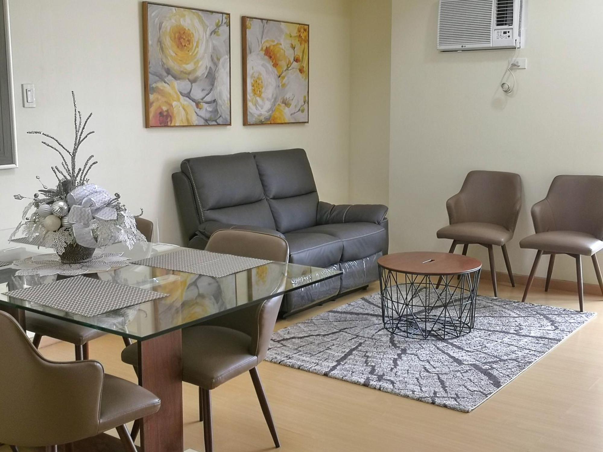 טאגיג Avant Apartments At The Fort חדר תמונה
